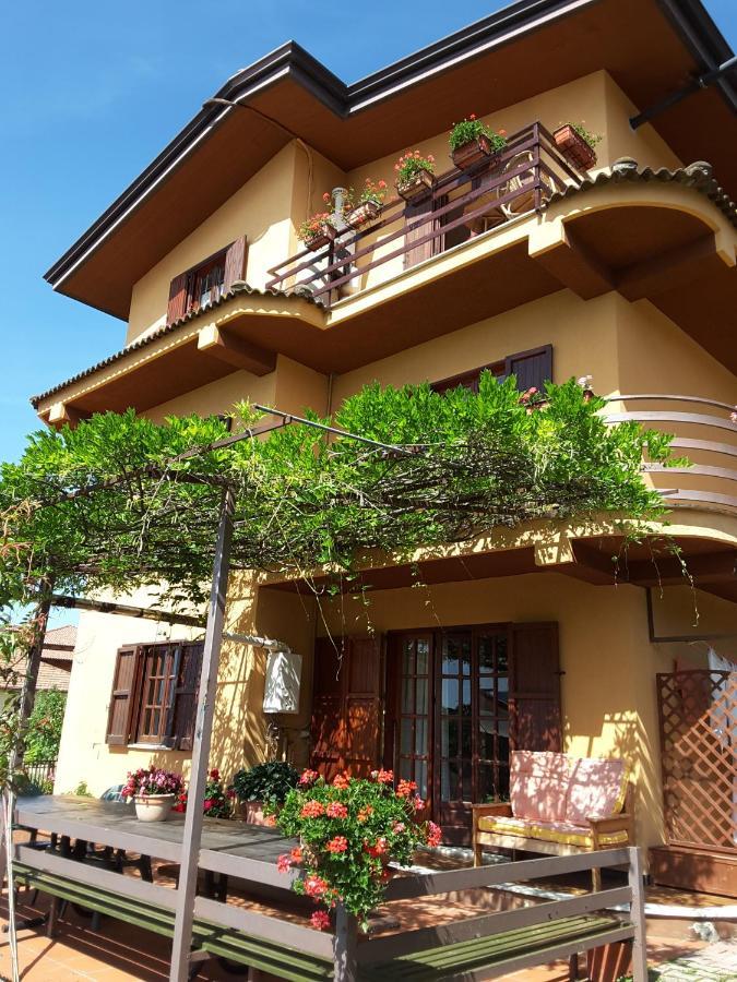 Bed and Breakfast Mansarda Fiorita Abatemarco Exteriér fotografie
