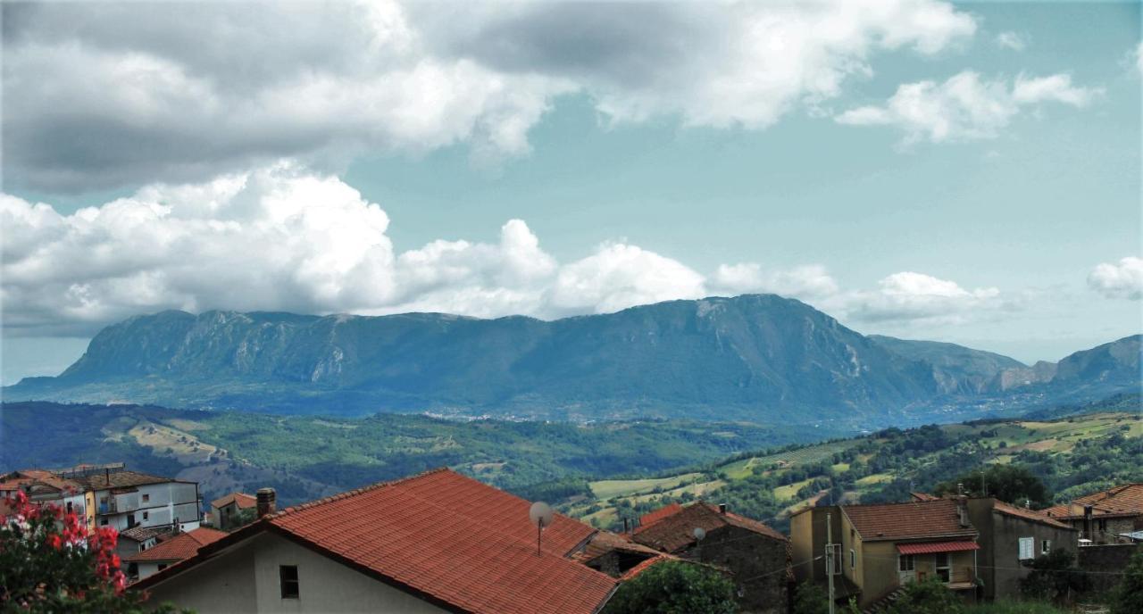 Bed and Breakfast Mansarda Fiorita Abatemarco Exteriér fotografie