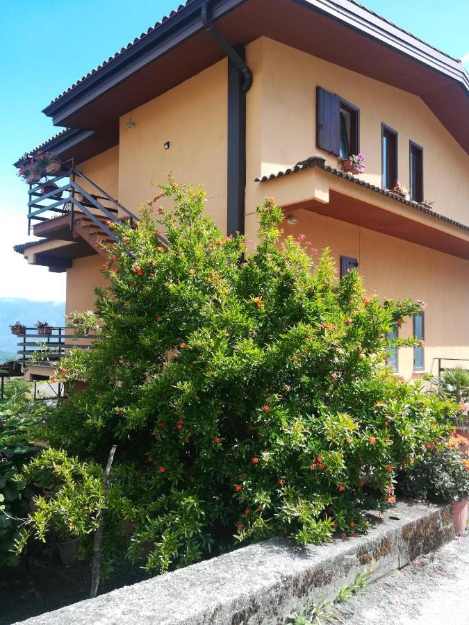 Bed and Breakfast Mansarda Fiorita Abatemarco Exteriér fotografie